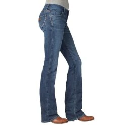 Wrangler Women's Retro Sadie Low Rise Bootcut Jeans -Ariat Sales Shop 112321498 02