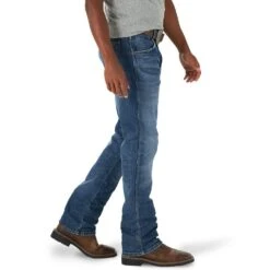 Wrangler Men's Retro Green Jean 77 Slim -Ariat Sales Shop 77MWPME 2